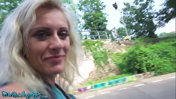 Public Agent - Blonde MILF with natural tits and nice grippy pussy flaps fucks outdoors in a public park