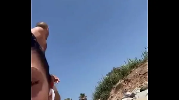 Big Dick Flash to She Likes on the Beach