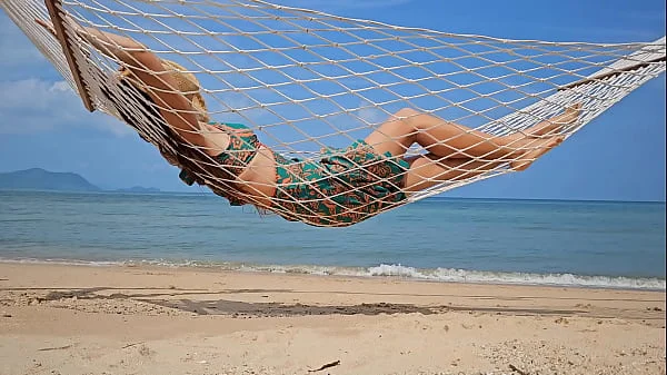 Long Dress NO PANTIES flashing on Public Beach