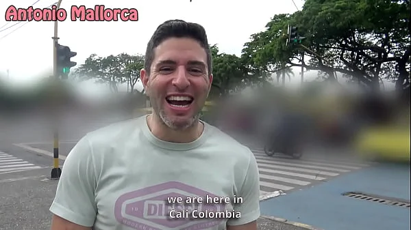 Showing How To Pick Up Hot Girls In Public To My Colombian Friend - Brian Evansx & Silvana Lee