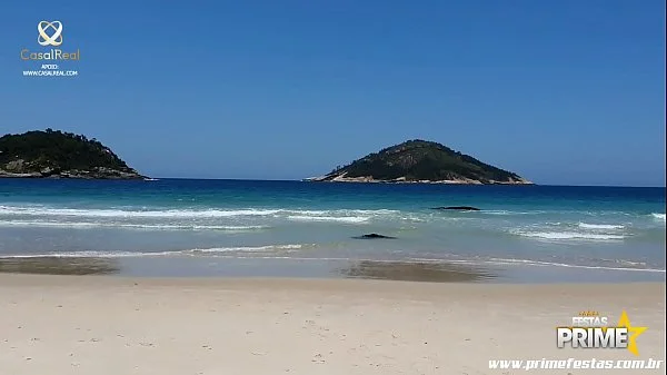 Bukakke Mirella Mansur Na Praia de Abricó Levando Porra a Galera vai a Loucura completo No Red !!!