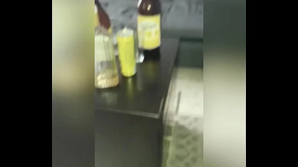 Sexo de TRES en una FIESTA! Se la COGIERON Entre DOS AMIGOS! TRÍO AMATEUR en una FIESTA de la ESCUELA! Una Chava Mexicana se Puso CALIENTE en una FIESTA Después de Tomar y se la COGEN Entre Dos Amigos! Two Dicks One Girl!(COMPLETO)