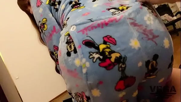 STEP FATHER WATCHING THE SIMPSONS WITH HIS STEPDAUGHTER & BONER